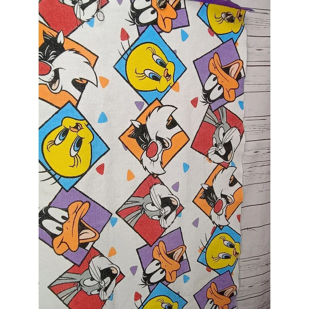 Vintage Looney Tunes Blanket Bedspread Bugs Bunny Daffy Duck Tweety Character 90